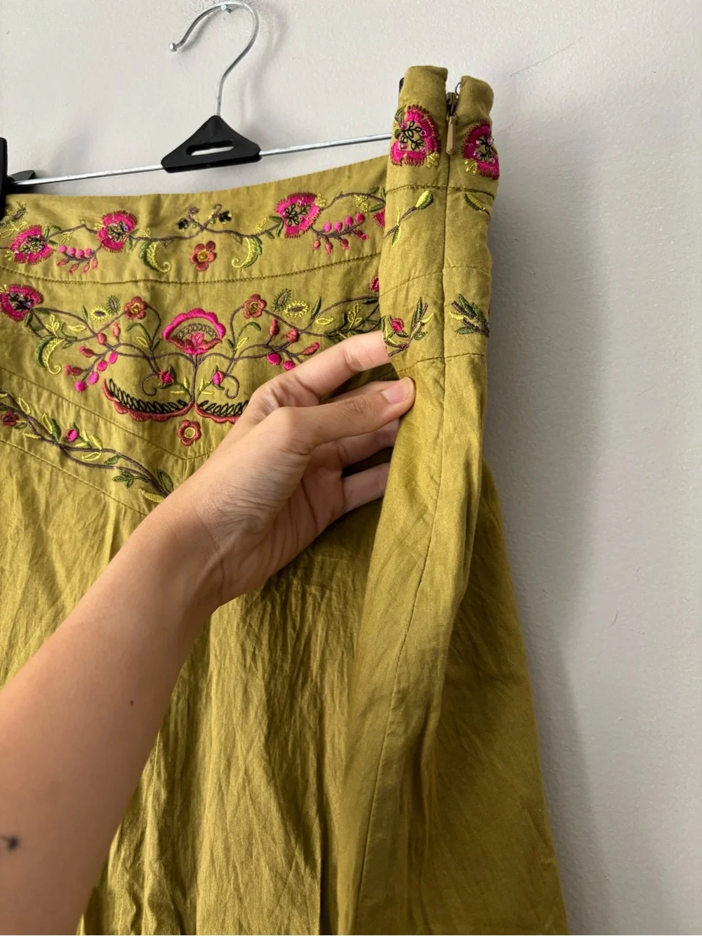 Y2K Fairycore Green Floral Pink Embroidered Cottagecore Midi Boho Skirt - Medium